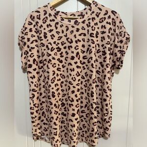 Leopard knit tee xl